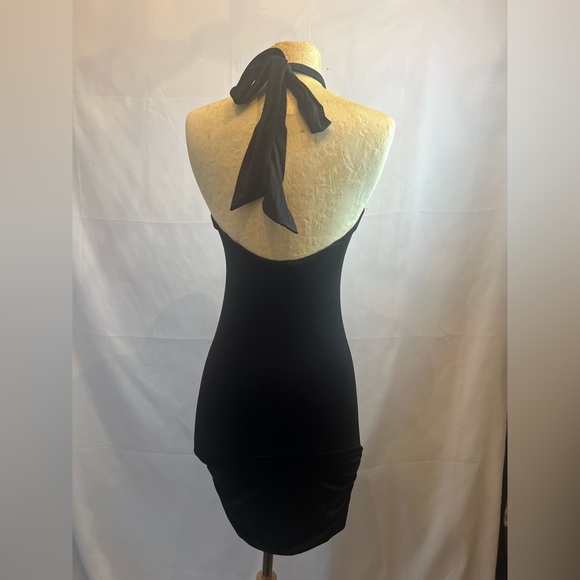 BLACK BEADED HALTER MINI DRESS SIZE SMALL FASHION EXIT - Picture 3 of 5